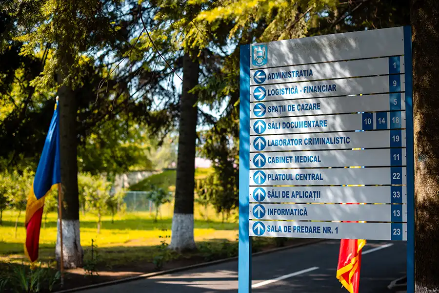 La ce materii trebuie să mă pregătesc dacă îmi doresc sa devin polițist? - Articol blog admitere poliție